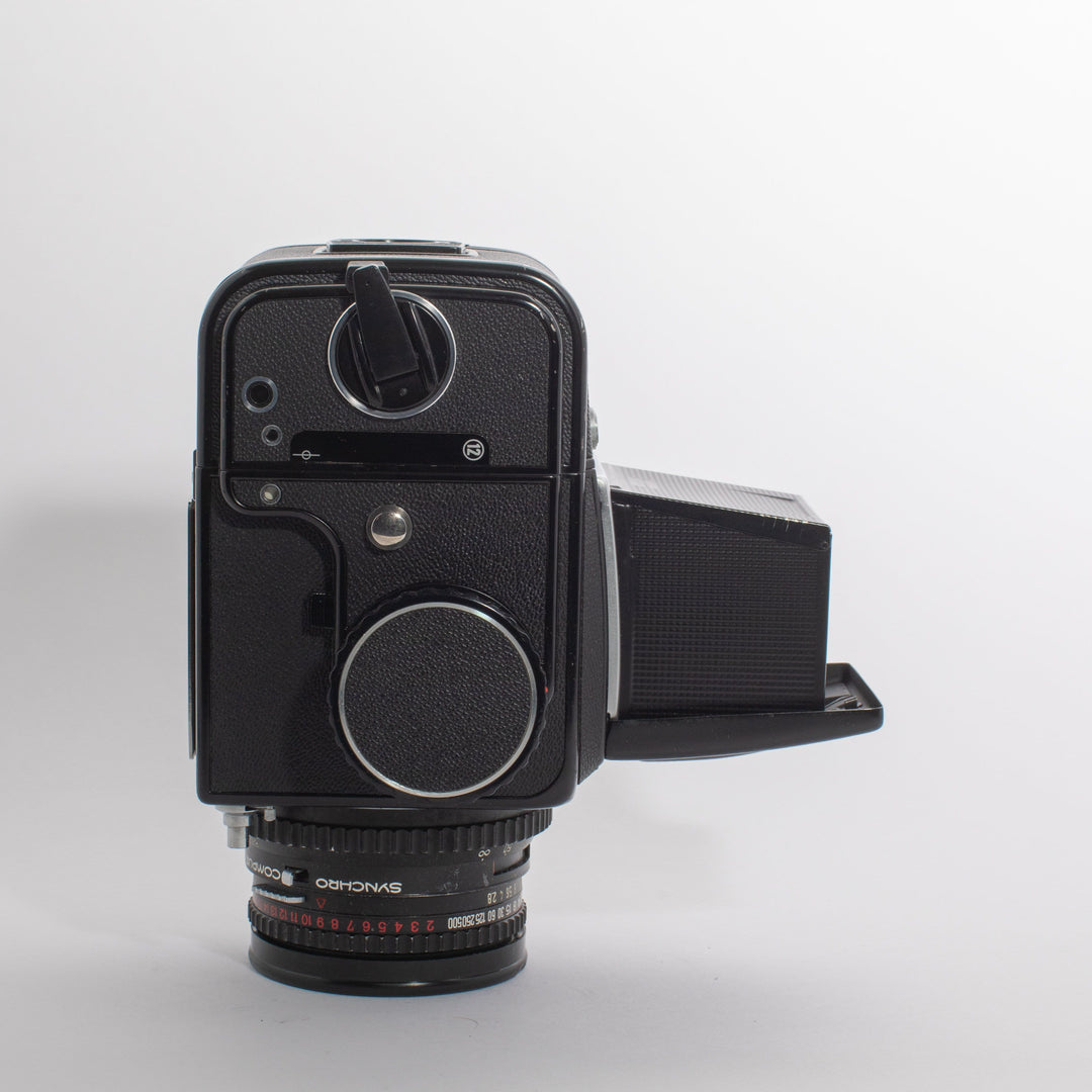 Hasselblad 500C/M Black with a Carl Zeiss 80mm Planar 2.8 Lens (PREMIUM CLA)